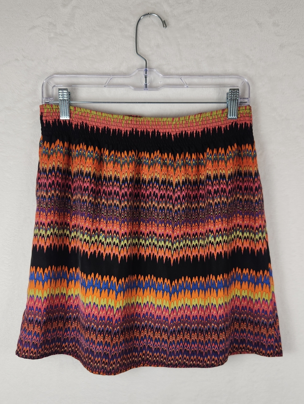 Kensie Mini Skirt Multicolor Zig Zag Pattern and Elastic Waistband Size M - Picture 3 of 16